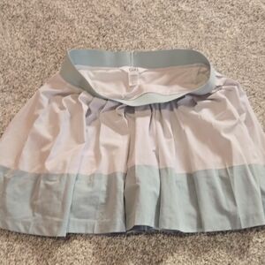 Athleta Two-Tone Pleated Mini Skirt in Light Gray and Pale Blue